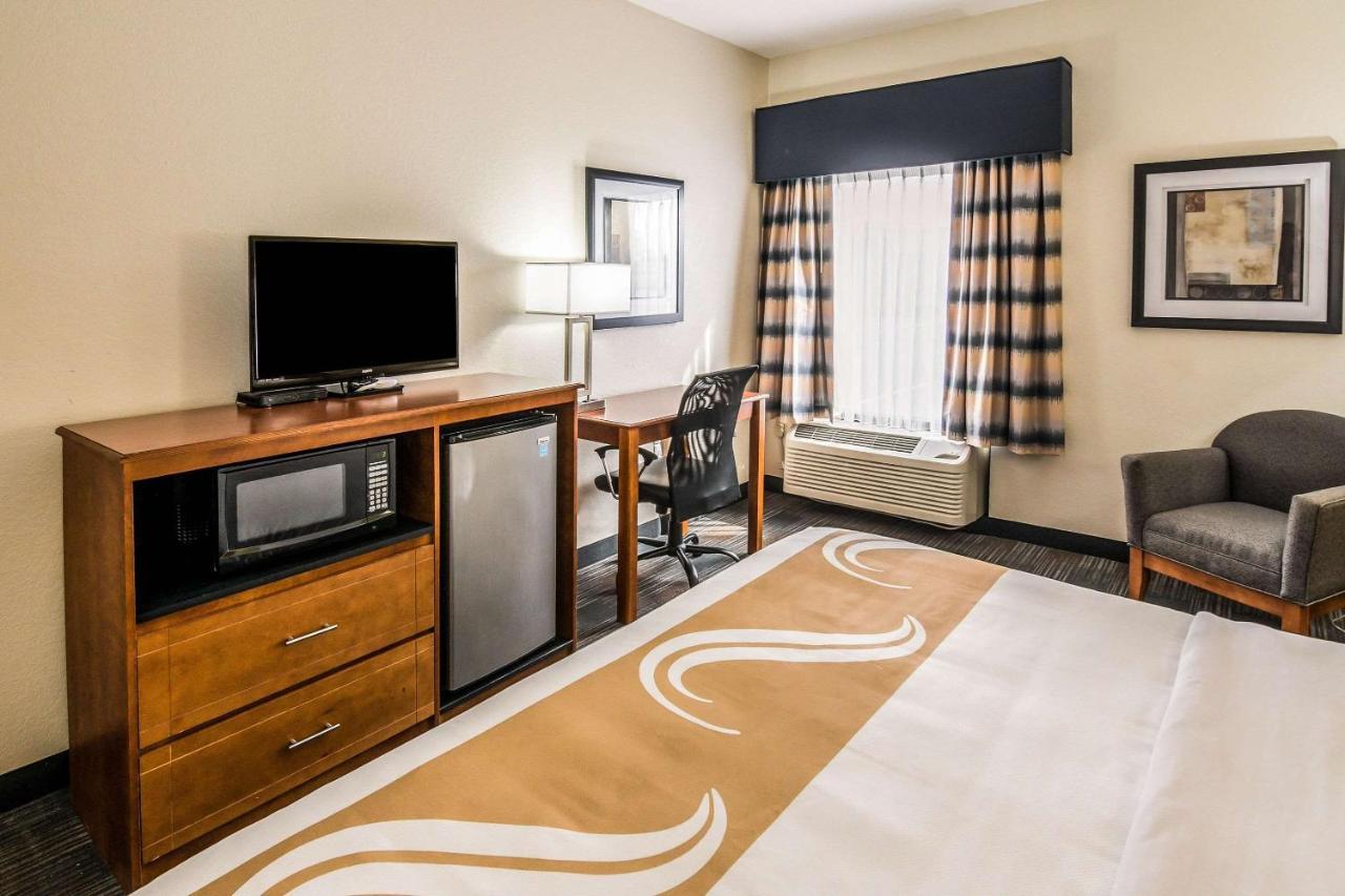 Quality Inn Александер-Сіті Екстер'єр фото